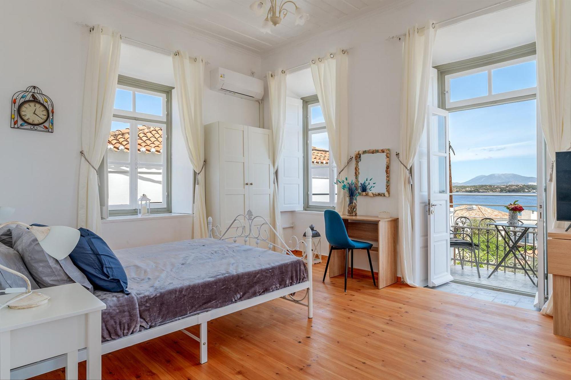 Martha'S House Apartment Spetses Town Exterior photo